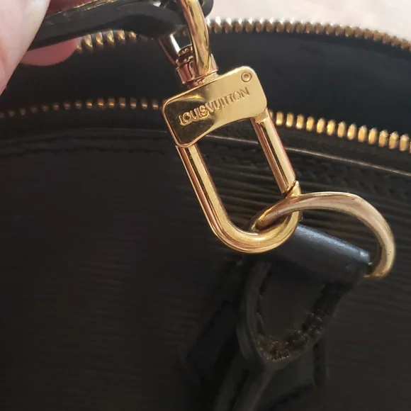 Louis Vuitton epi black alma - Picture 12 of 16
